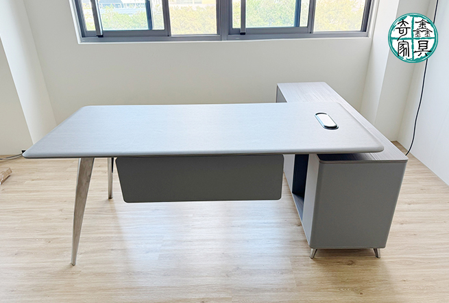 主管桌∣辦公桌,辦公椅,OA屏風,辦公室隔間,奇鑫辦公家具