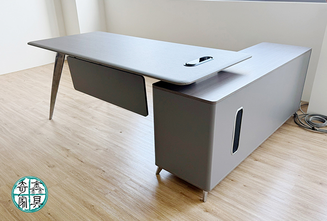 主管桌∣辦公桌,辦公椅,OA屏風,辦公室隔間,奇鑫辦公家具