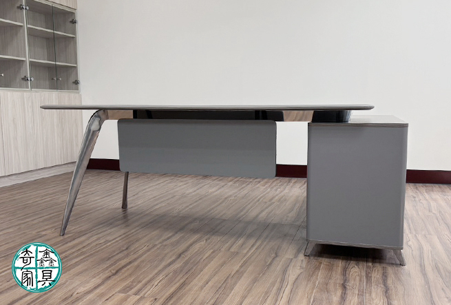 主管桌∣辦公桌,辦公椅,OA屏風,辦公室隔間,奇鑫辦公家具