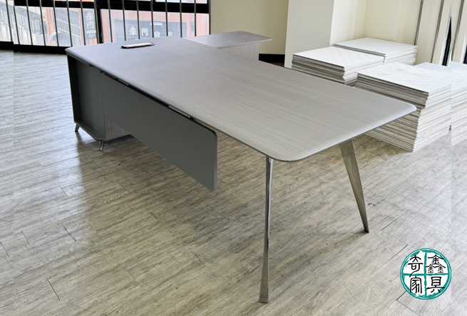 主管桌∣辦公桌,辦公椅,OA屏風,辦公室隔間,奇鑫辦公家具