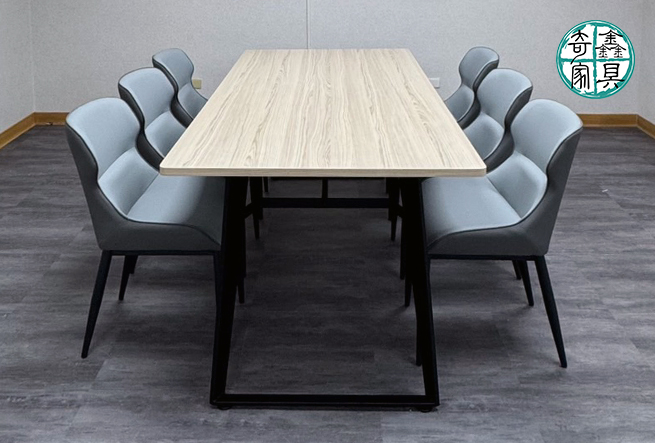 會議桌∣辦公桌,辦公椅,OA屏風,辦公室隔間,奇鑫辦公家具