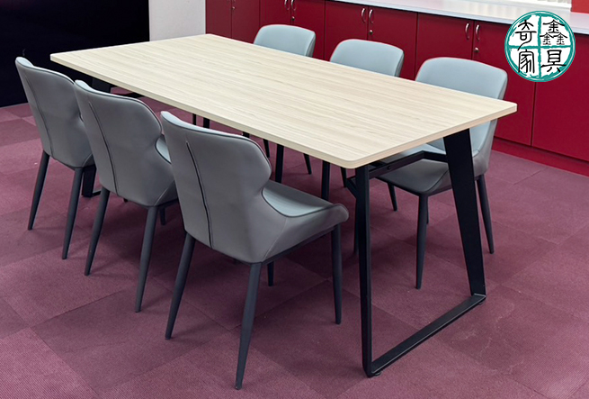 會議桌∣辦公桌,辦公椅,OA屏風,辦公室隔間,奇鑫辦公家具