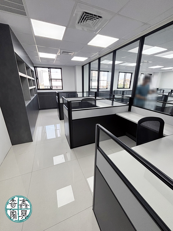 案例「OA屏風工作站/2.5cm屏風」∣奇鑫辦公家具