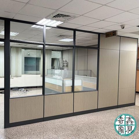 案例「OA屏風工作站/高隔間/2.5cm屏風」