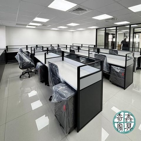 案例「OA屏風工作站/2.5cm屏風」